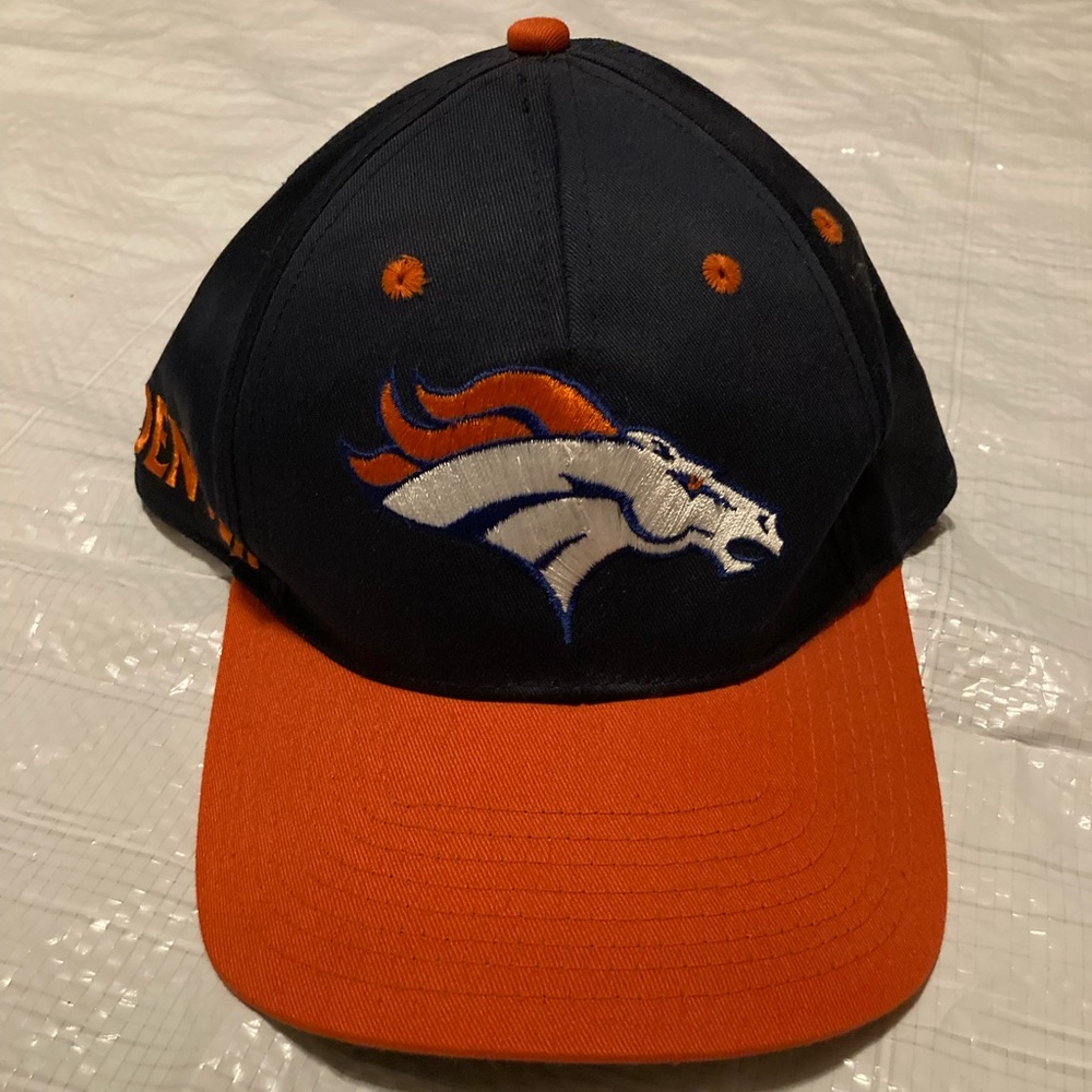 Vintage 90s Denver Broncos adult SnapBack football hat cap one size